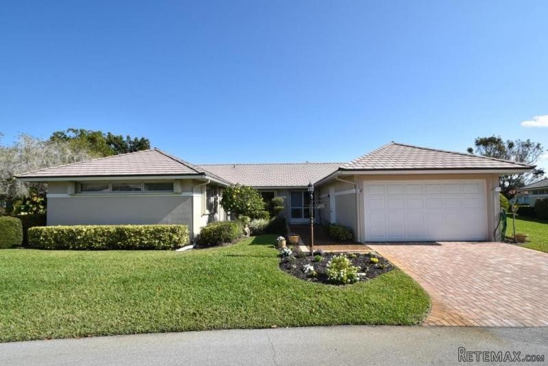 11591 N Lake Dr, Boynton Beach, FL -..