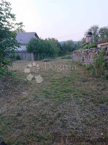 Gospodarska zgrada i dvorište za najam, Ogulin - 9