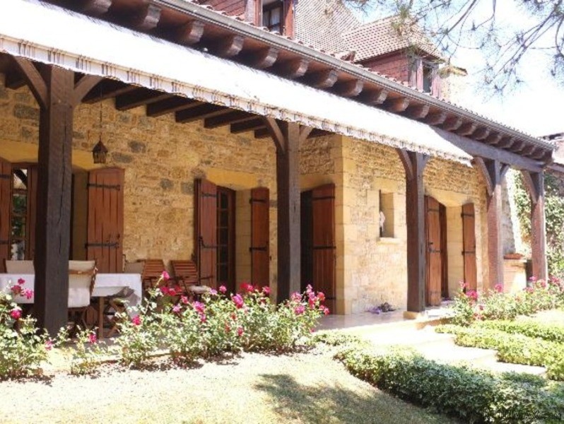 Large Bastide Townhouse With Garden And..