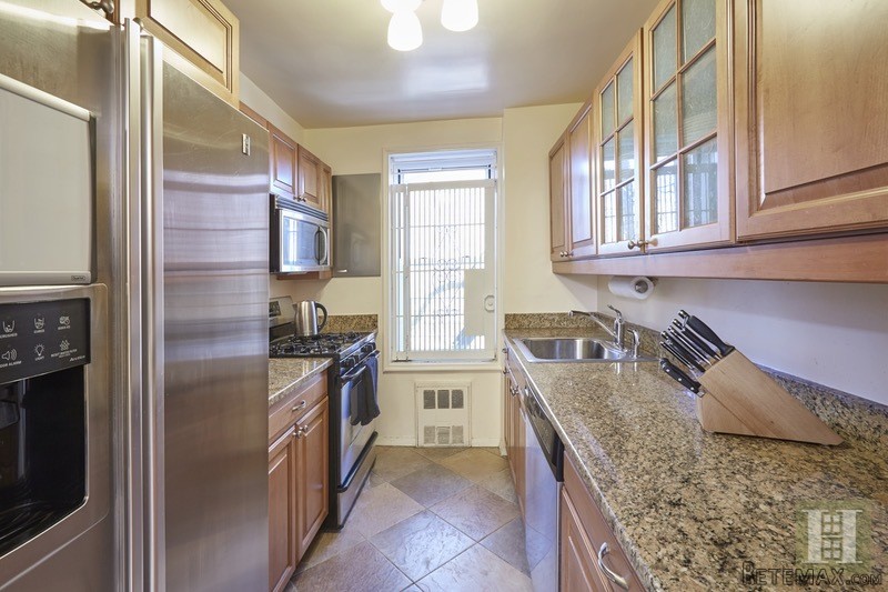 2 bedroom Apartment For Sale: 525 WEST.. - 2