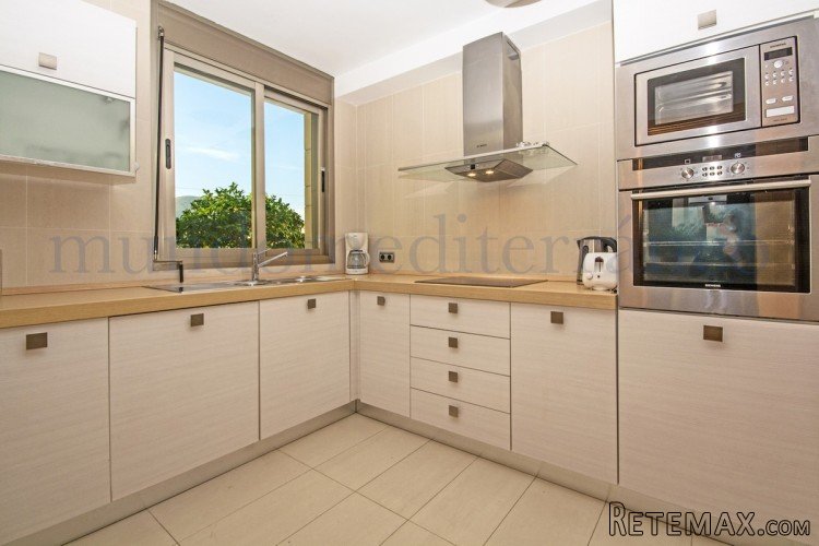 Superb duplex on ground floor and first floor in a very.. - 3
