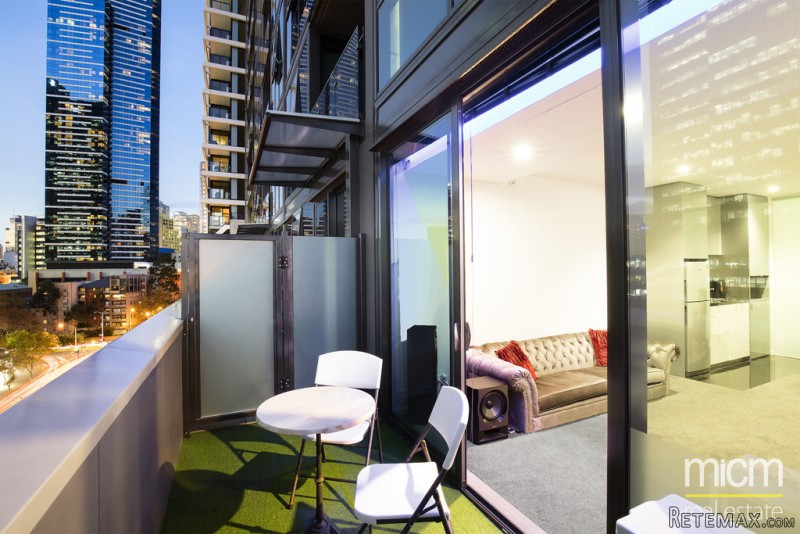 Sleek and Stylish in Southbank Grand