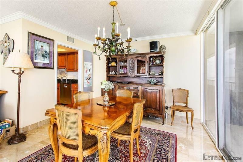 2 bedroom Residence For Sale: Singer.. - 2