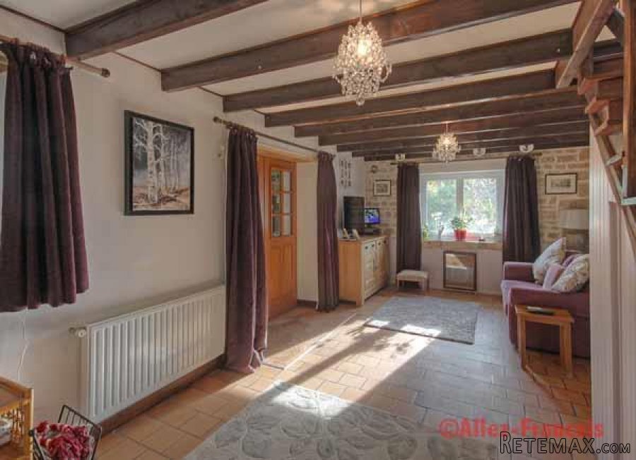Fontivillié (79) - Detached property with heated pool set in.. - 9