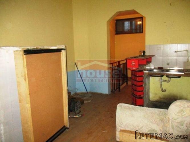 Agencijska oznaka 9108062 ,Novi Sad ,Podbara blizina.. - 2