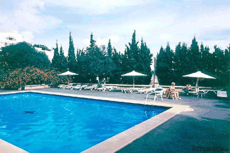 Hotel in porto petro.