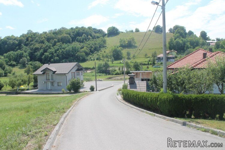 Kuća sa zemljištem Semanići Cazin - 13
