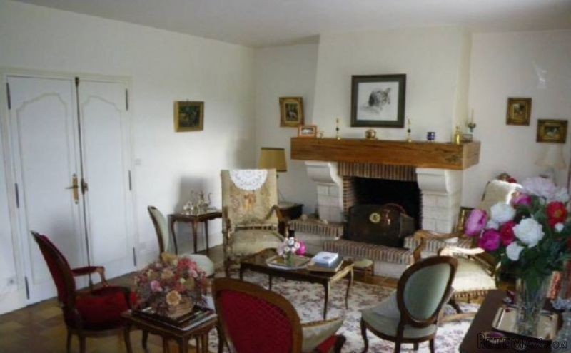 Traditional Detached House in.. - 2