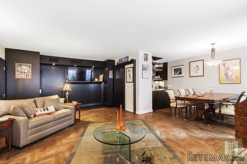 1 bedroom Apartment For Sale: 60 SUTTON.. - 2
