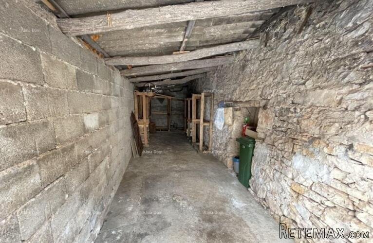 Na prodaju kamena kuća za renovaciju – okolica Buja - 5