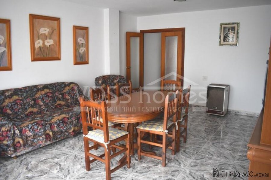 Third floor with lift, 3 bed, 2 bath apartment with amazing.. - 17