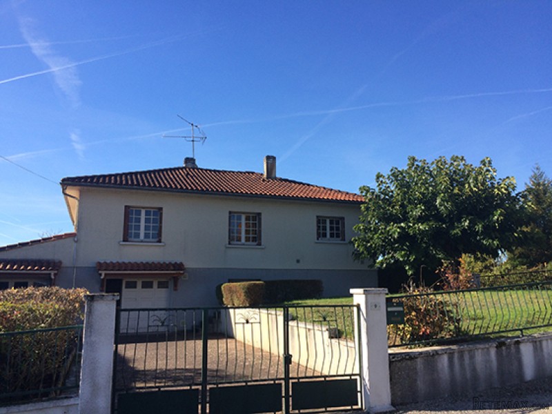 House To Update With Garden Of 911m2 - 2