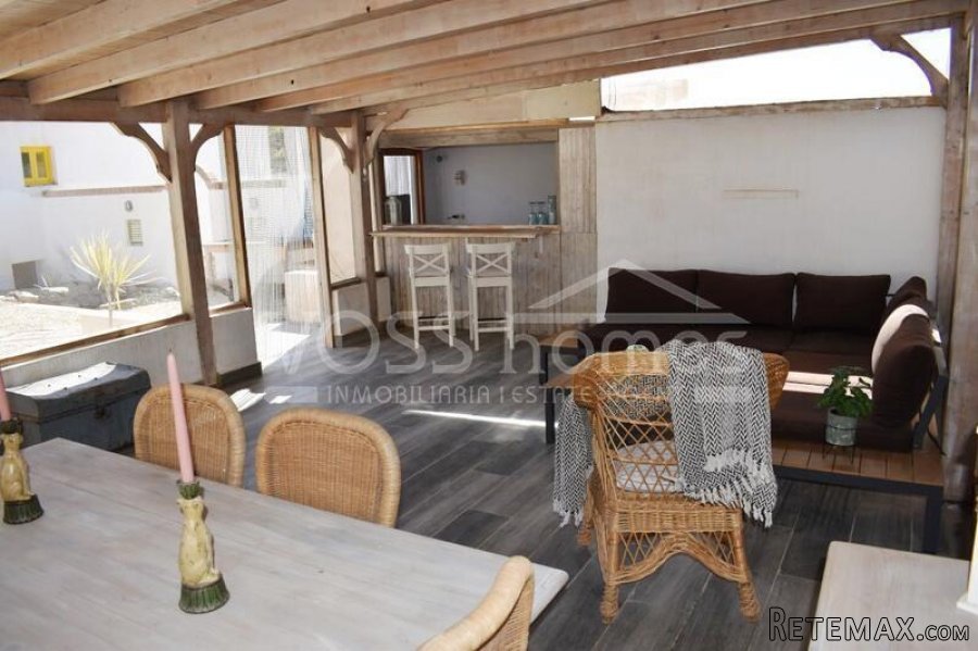 NEW & EXCLUSIVE TO VOSS HOMES - A beautifully & recently.. - 18