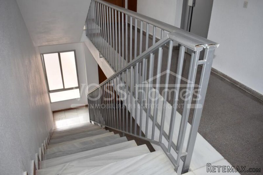 Third floor with lift, 3 bed, 2 bath apartment with amazing.. - 18