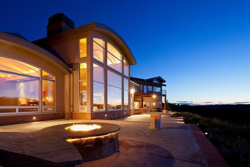 5 bedroom House For Sale: 1933 Deer..