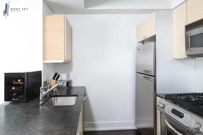 Condo - New York State - For Sale - 2