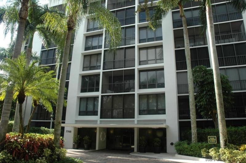 7768 Lakeside Blvd #585, Boca Raton, FL..