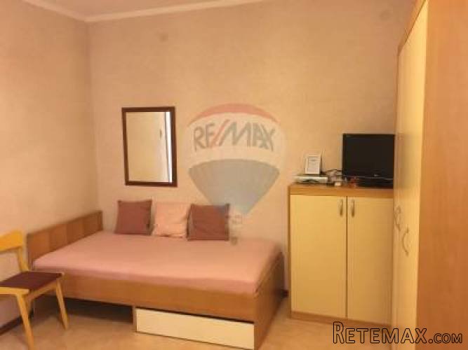 Istra, Umag, apartmanska kuća prvi red do mora
