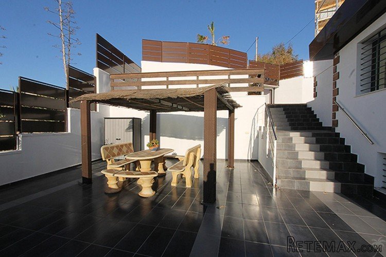 This recently renovated villa is a real opportunity. You.. - 7