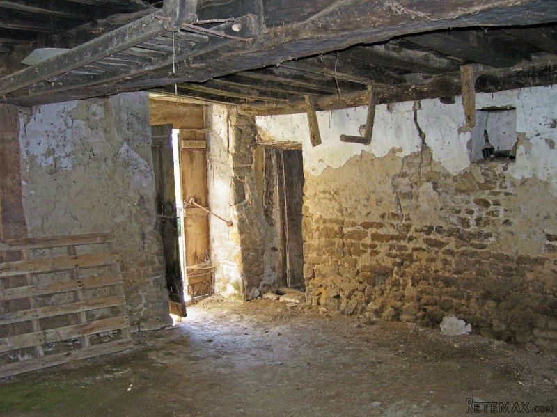 Stone House With Land And Barn To.. - 2