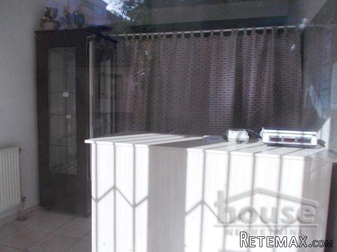 Agencijska oznaka lokala je 9109637, Novi Sad.. - 2