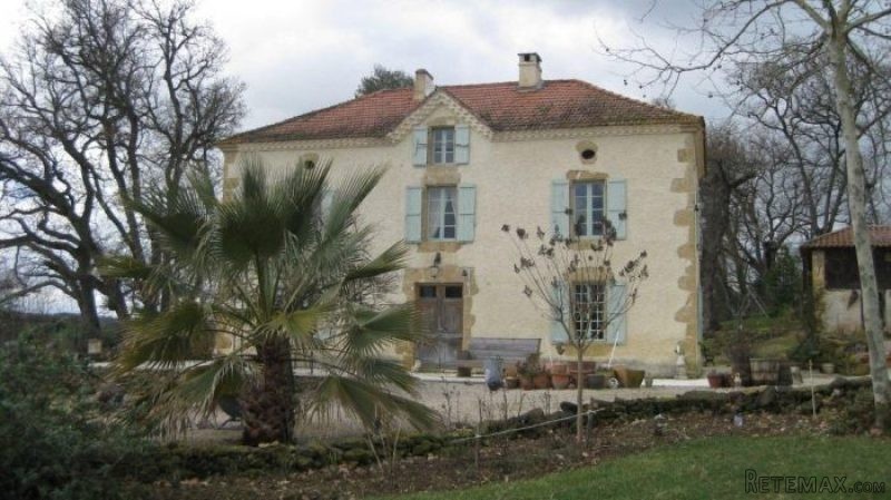 3 Bedrooms - House - Midi-Pyrenees -.. - 2