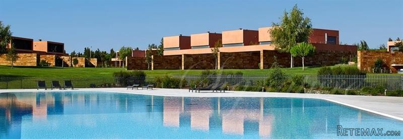 1 bedroom Apartment For Sale:..