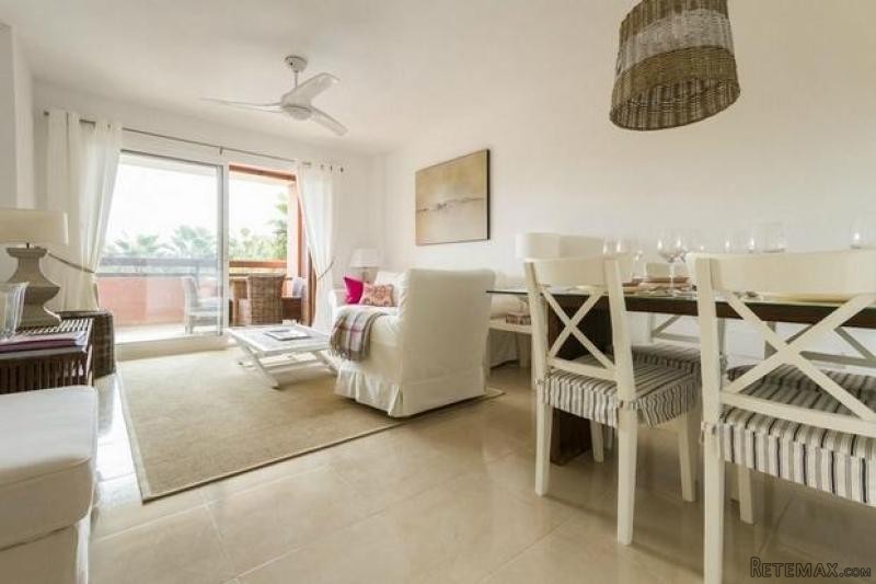 3 bedroom apartment for sale - 2
