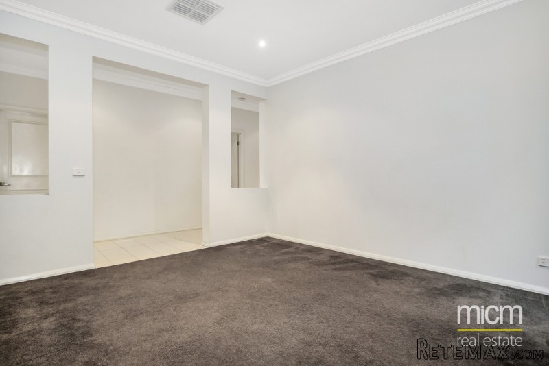Modern Featherbrook Living Ready For All - 2