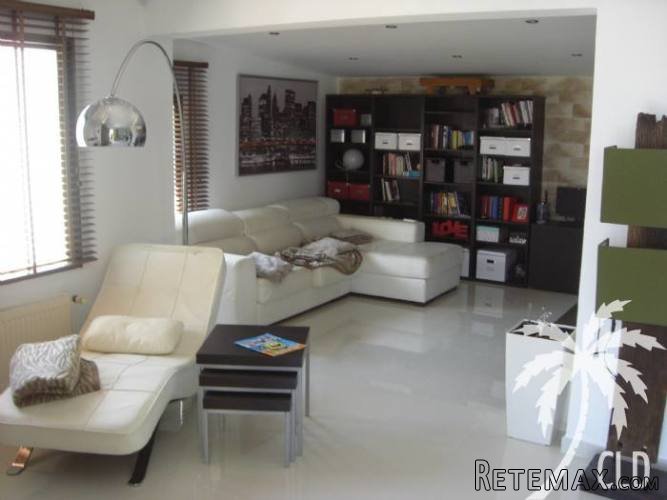 Comfortable villa, very sunny and with a nice garden.. - 3