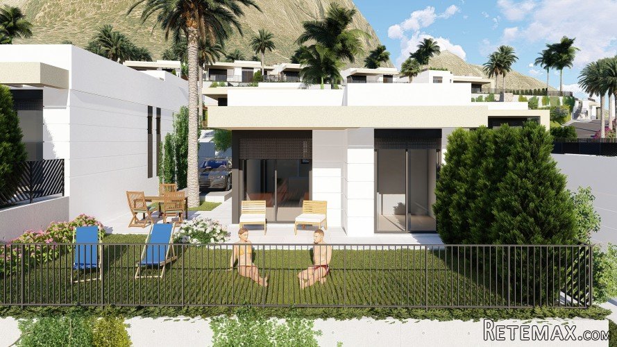 Este bungalow es de una planta, 2 dormitorios y 2 baños... - 3