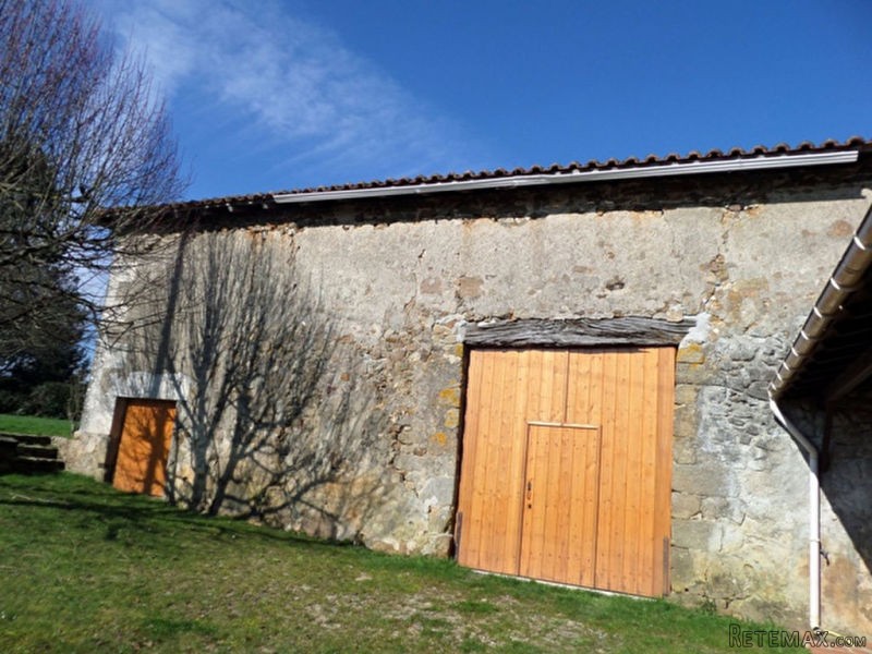 Pretty stone cottage, barn, gardens of.. - 2