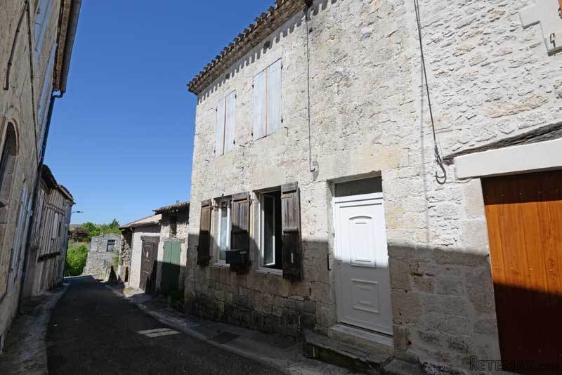 Village House To Renovate