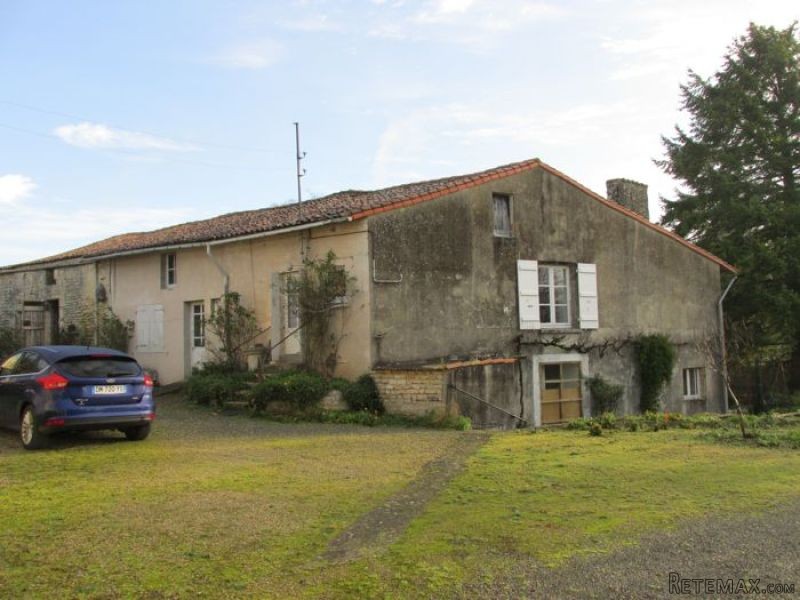 2 Properties To Refresh + 2 Cottages To..