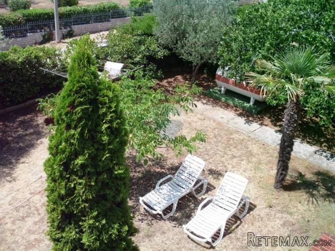 Samostojeća kuća u Premanturi na 200m od mora - 5
