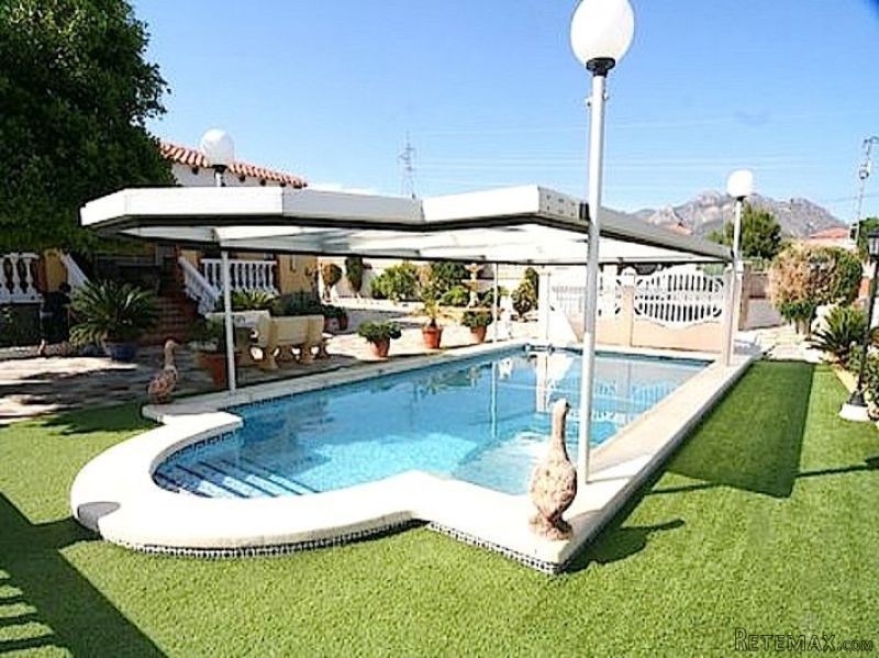 UM2325 - Busot - Villa €199,000 - 2