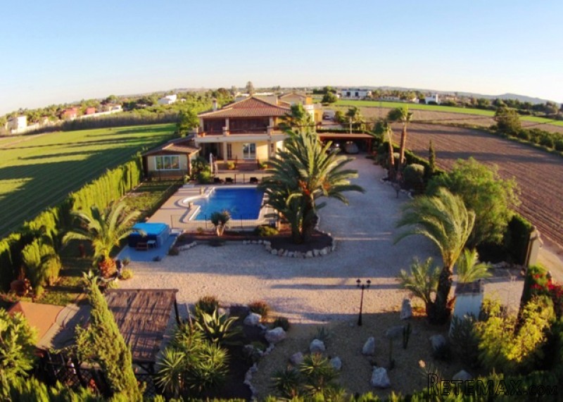 Exquisite 4 Bedroom Detached Villa With.. - 2
