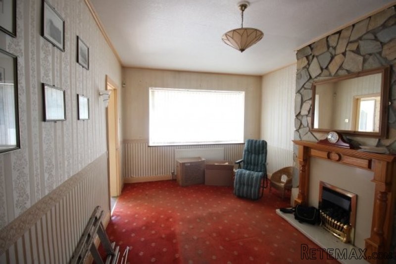 3 bedroom, Semi-detached House house.. - 2
