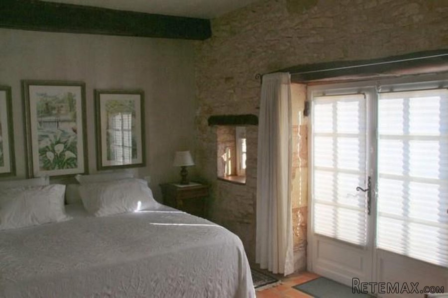 Puy L'Eveque (Lot) - Immaculate stone property with 7 en suite.. - 10