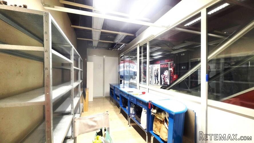Istra,Umag-Poslovni prostor u centru grada - 2