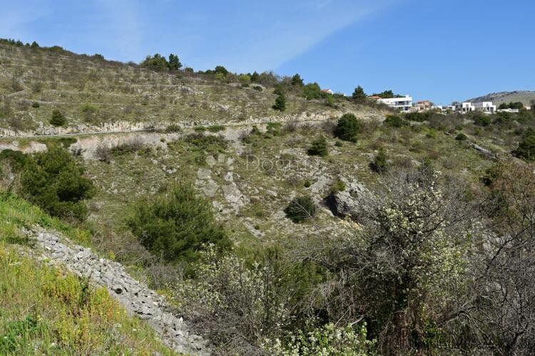 POLJOPRIVREDNO/GRAĐEVNO ZEMLJIŠTE GORNJE KESIČINO, SEGET GOR - 2