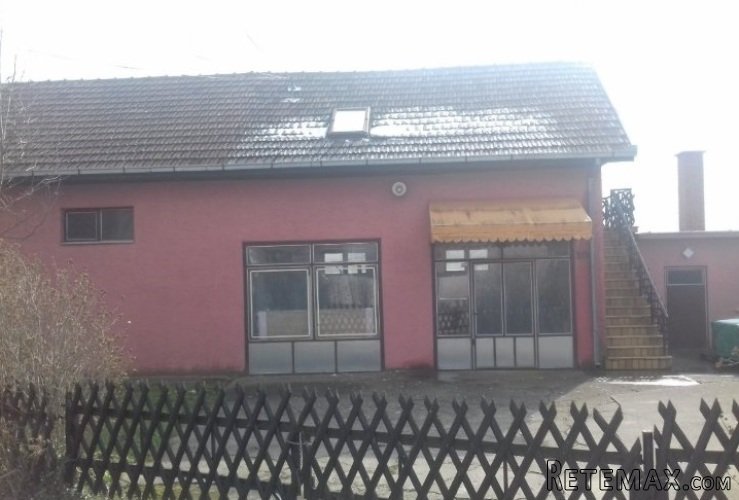 Prodajem stambeno-poslovni prostor u Despotovu