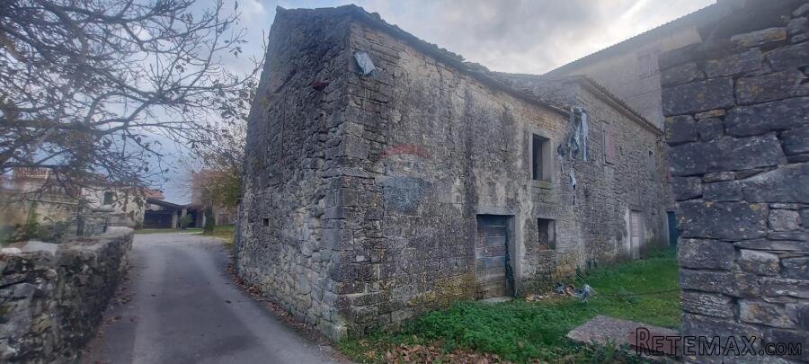 Istra, Gračišće - starina za renovaciju