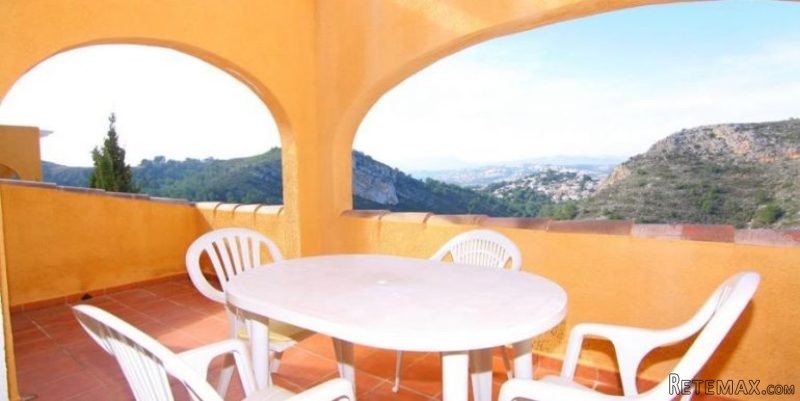 2 Bedroom 1 Bathroom Apartment in Javea. - 2