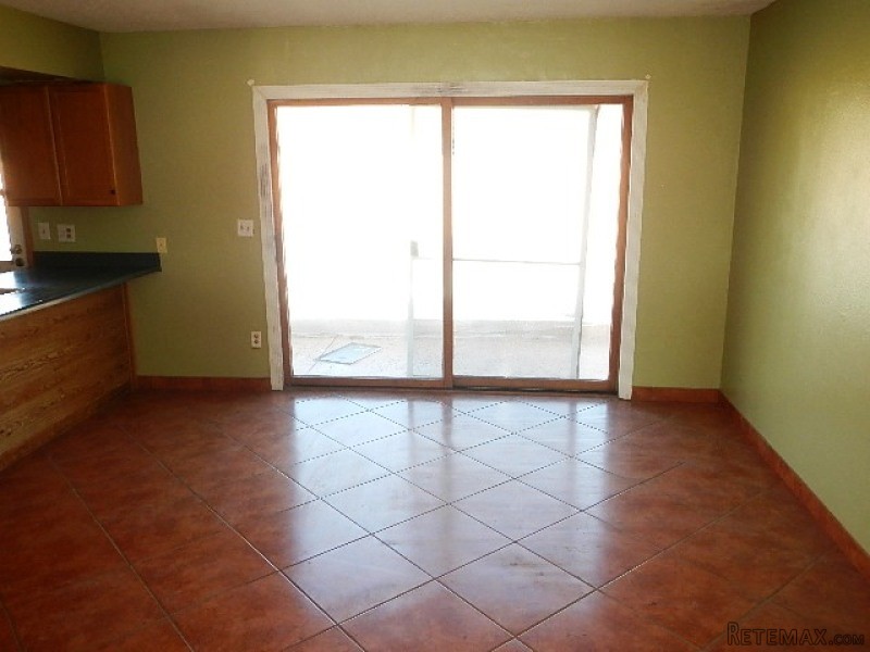 9437 Hawthorne Ave Riverside, CA, 92503.. - 2