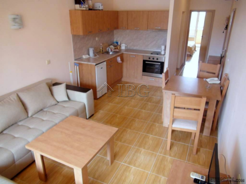 Furnished 1-bedroom apartment with POOL.. - 2