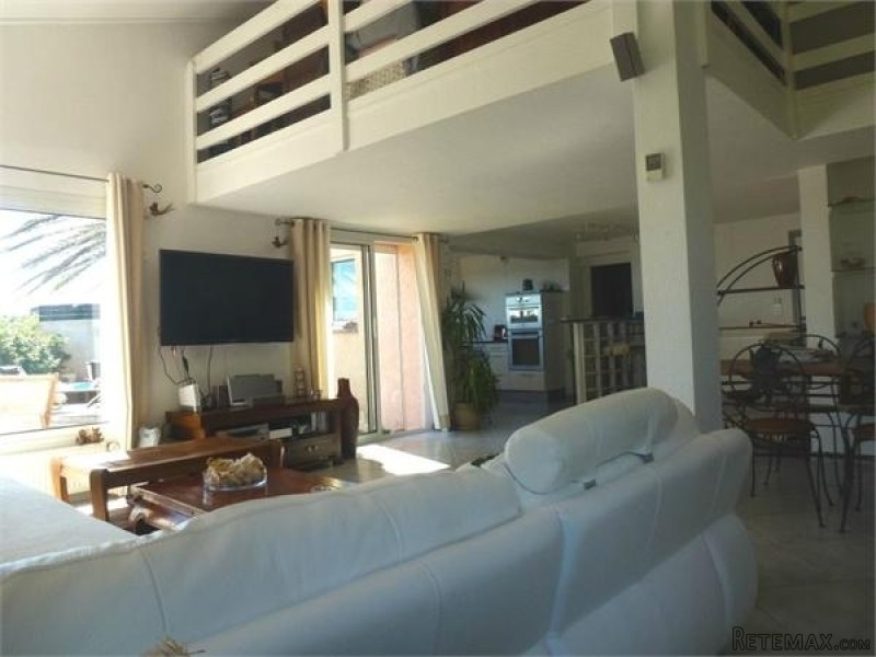 Superb Villa With Pool And Sea View - 2
