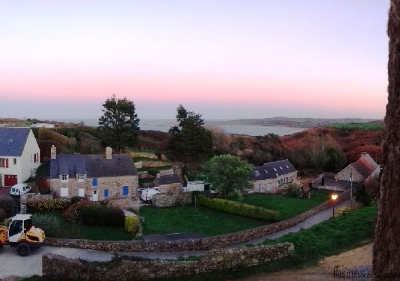 House Five Minutes from the Sea