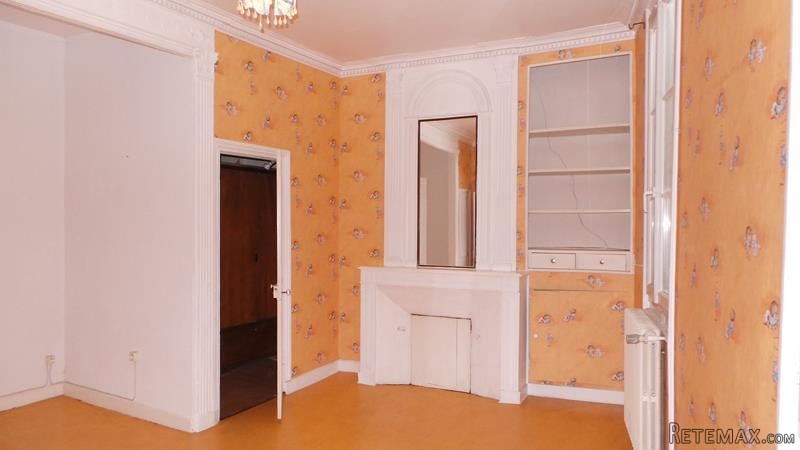 Town House For Renovation - 2
