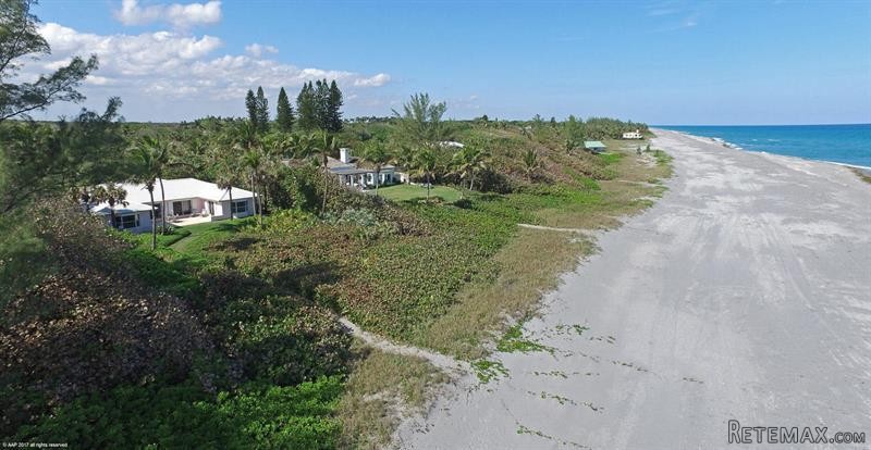 5 bedroom Residence For Sale: Hobe..